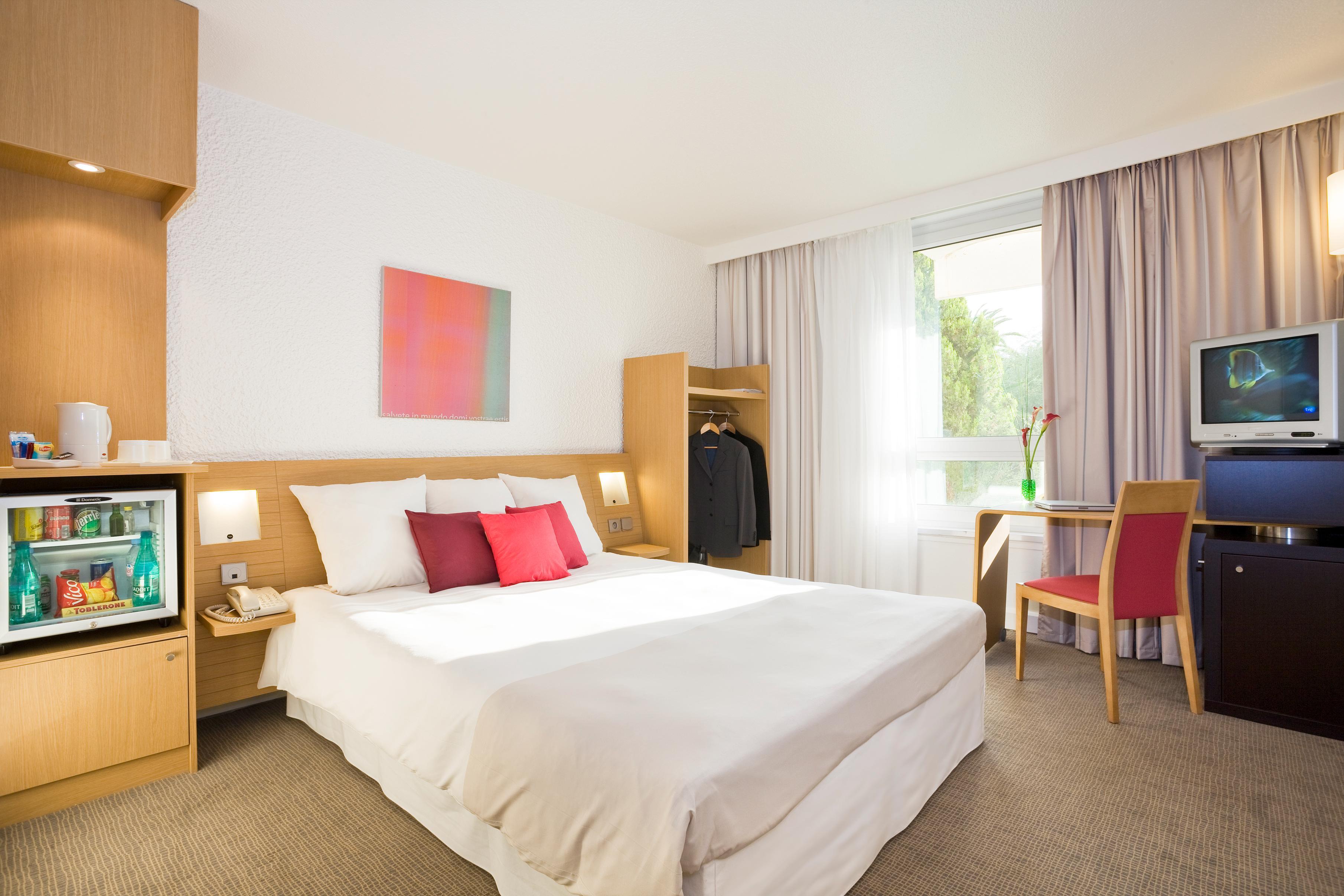 Novotel Nice Aeroport Cap 3000 Сен-Лоран-дю-Вар Екстериор снимка