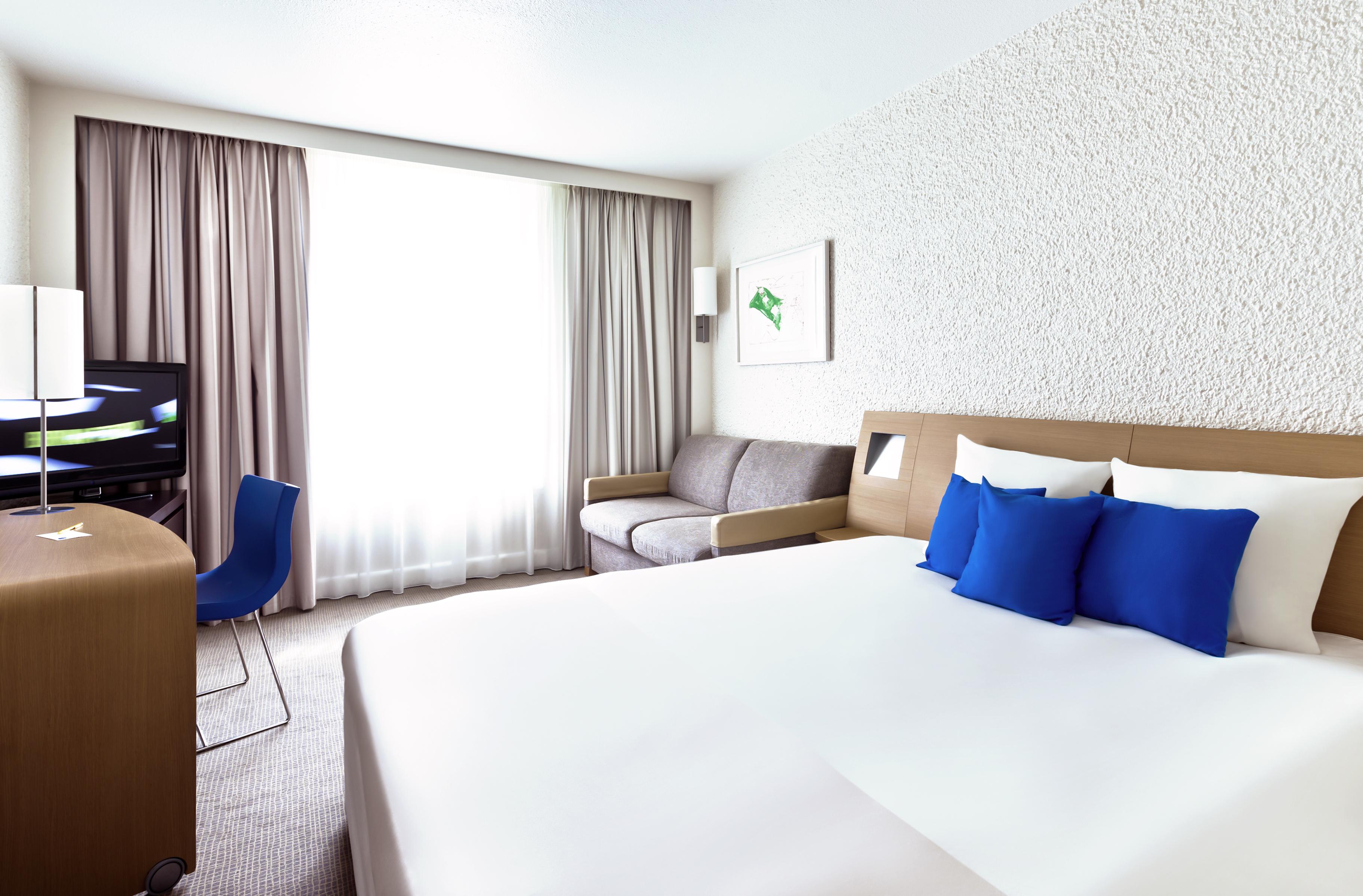 Novotel Nice Aeroport Cap 3000 Сен-Лоран-дю-Вар Екстериор снимка