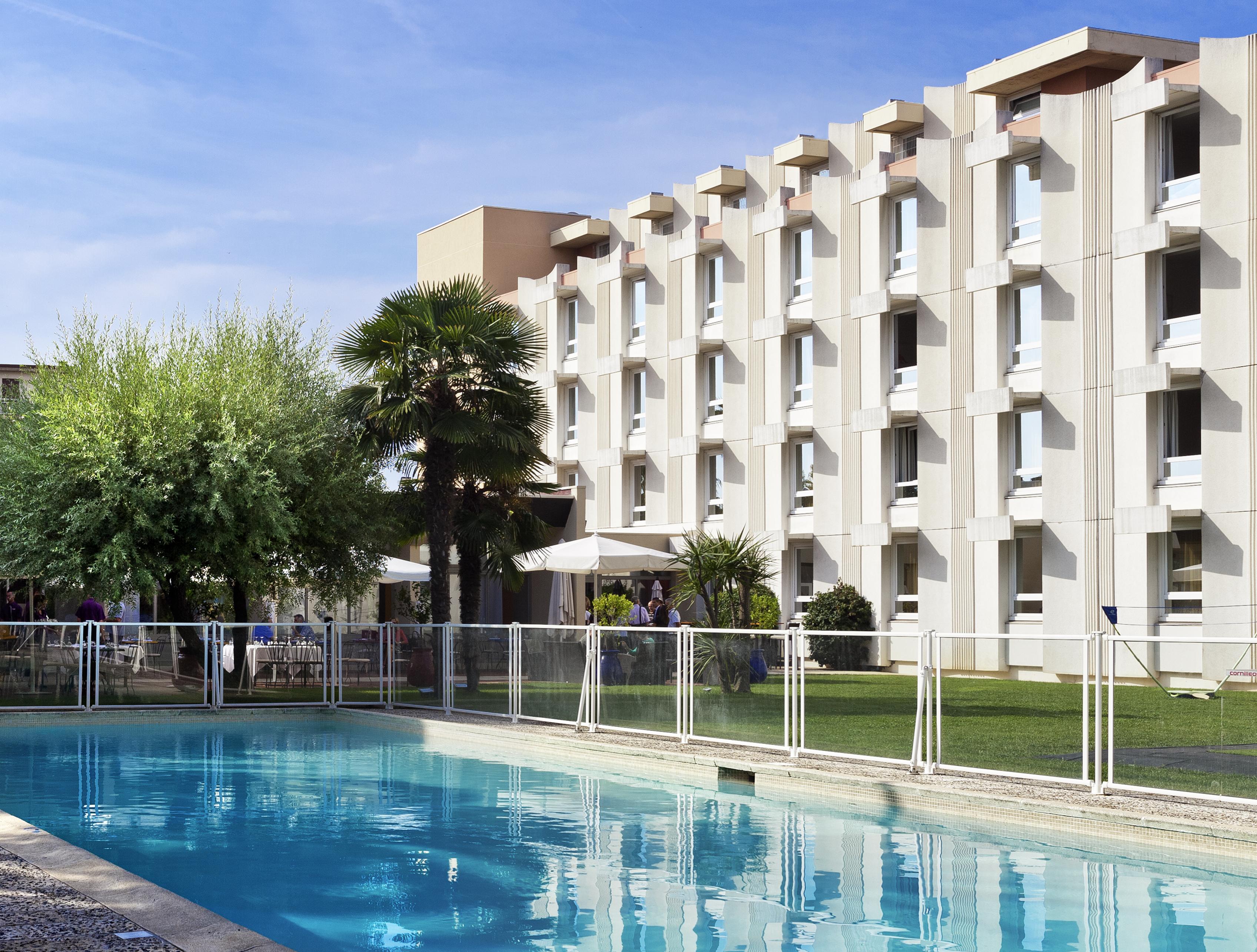 Novotel Nice Aeroport Cap 3000 Сен-Лоран-дю-Вар Екстериор снимка
